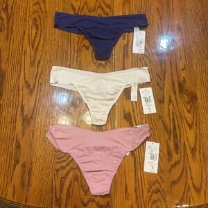 NWT 3 Pairs of Hanky Panky Thongs Size Large Seamless, Soft, Stretchy, Comfy